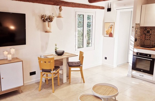 Oletta Apartment | Unforgettable Stay at A Casuccia di Mammò - 10/10 Rated!
