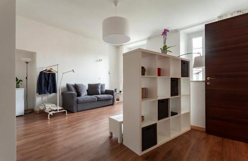 Intra Apartment | Peaceful Central Studio in Verbania - Rated 9.2/10