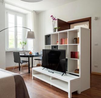 Intra Apartment | Peaceful Central Studio in Verbania - Rated 9.2/10
