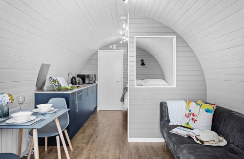 Wells Cabin | Cozy Chalet for Two with Spa and Hot Tub Access