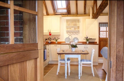 Hastings House | Exceptional Oceanfront Barn Conversion with Pool & Spa