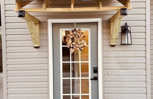 Hanceville Cottage | Beautifully Renovated Cottage in Serene Hanceville, AL
