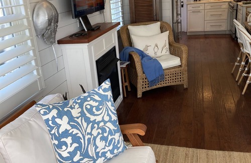 Riviera Cottage | Quaint Dollhouse Retreat with Ocean Views in Ocean City, NJ