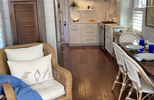 Riviera Cottage | Quaint Dollhouse Retreat with Ocean Views in Ocean City, NJ