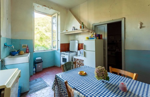 Pino House | Cozy House with Ocean View and Pet-Friendly Amenities