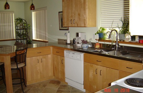 Mountain View House | Guest Rated 10/10: NE Bend Home in a Serene Setting