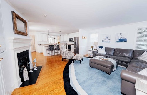 Naushop House | Ultimate Children’s Paradise with Pool & Ocean View