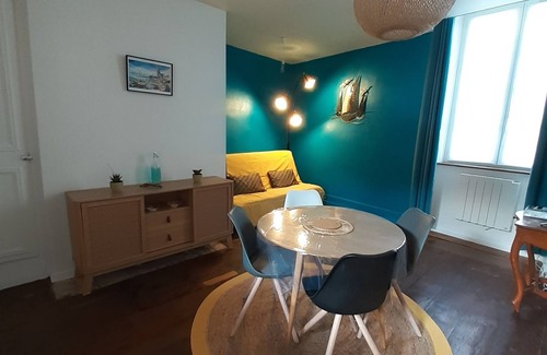 Saint-Servan Apartment | Tranquil Retreat in Saint-Malo with Oceanfront Amenities