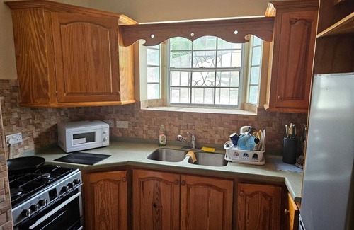 Calivigny House | Relaxing 2-Bedroom Home in Grenada, Steps from Grand Anse