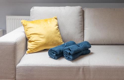 Chrzanow Apartment | Cozy Apartment Between Kraków and Oświęcim - Family-Friendly
