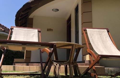 Bugolobi Apartment | Relaxing Retreat in Kampala with Family-Friendly Amenities