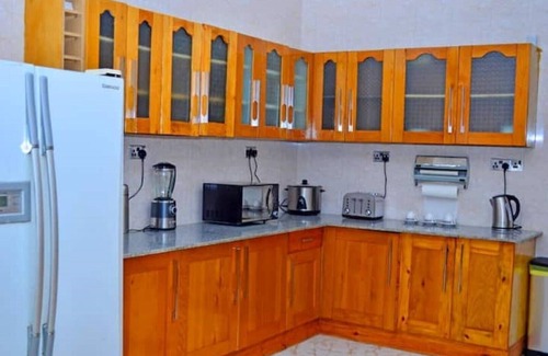 Tunguu House | A cool 3-bed bungalow a hop away from the airport.