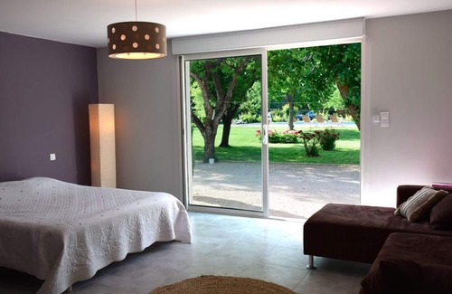 Loriol-du-Comtat Other | Discover Your Retreat at the Foot of Ventoux - Rated 10/10