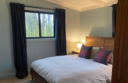 Jindabyne Cabin | A cosy cabin located 10mins from Lake Jindabyne