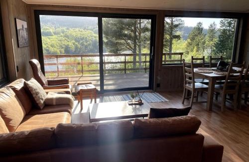 Averoy House | Idyllic Cabin Surrounded by Nature – Guest Rated 9/10