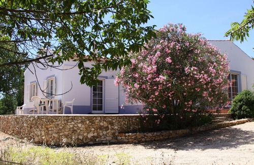 Monte Judeu Cottage | Explore A Cottage in the Scenic Lagos Countryside, Rated 9.8