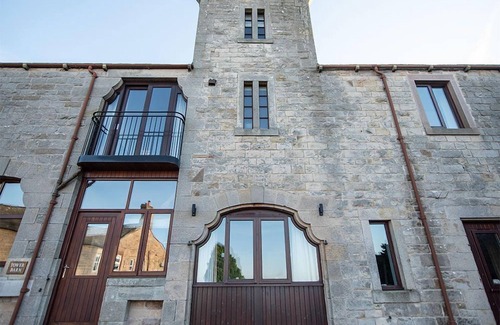 Castle Carrock Cottage | Cozy Cottage for 6 with Pool and Spa Amenities