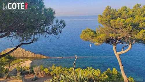 Ensues-la-Redonne Villa | Beautiful Waterfront Villa with Hot Tub & 10/10 Guest Rating