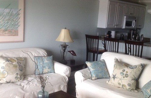 Innerarity Townhomes House | Summer Availability: Book Your Family-Friendly Getaway Now!