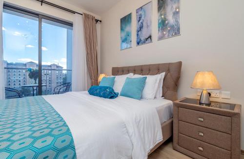 Westlands Apartment | Elegant Apartment with Pool - Guest Rated 10/10