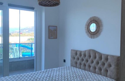 Seki Apartment | Cozy Apartment with Scenic Views and Family-Friendly Amenities