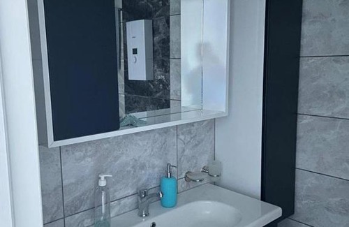 Seki Apartment | Cozy Apartment with Scenic Views and Family-Friendly Amenities