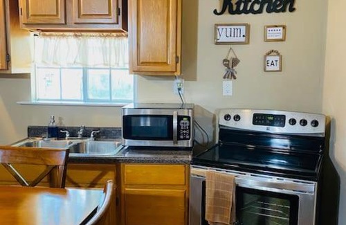 San Antonio Apartment | Cozy Corner: Guest Rated 10/10 & Child Friendly Stay