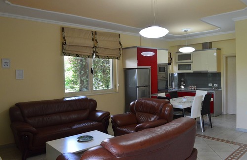 Qerek Villa | Cozy Duplex Villa Steps from the Beach with Ocean View