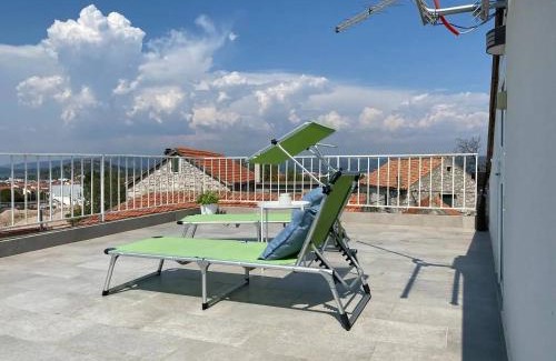 Susica Villa | Inviting Retreat in Old Murter, Croatia - Family Friendly