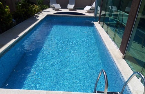 Sao Pedro da Aldeia House | Family-Friendly Retreat with Ocean Views and Pool Access