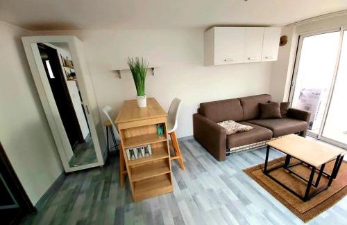 Yutz Apartment | Charming Private Studio Near Cattenom and Metz