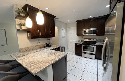 Pembroke Pines House | Inviting Summer Escape with Private Yard and Spa Amenities