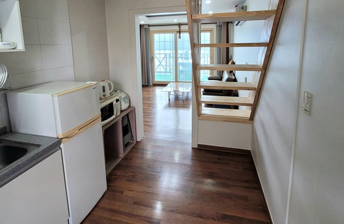 Irun-myeon House | Eco-Friendly Retreat at Geoje Pension with Pool Access