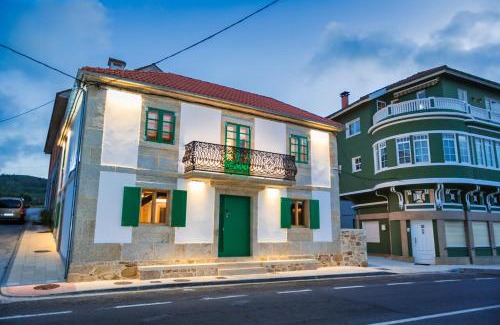 Muxia House | Guest Rated: 9.8 - A de Lucía with Spa & Hot Tub