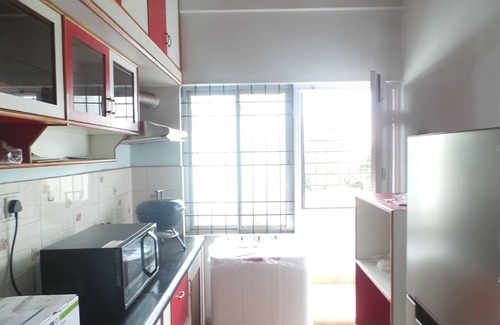 Talacauvery Apartment | Inviting 2-Bedroom Apartment with Spa & Breakfast Amenities