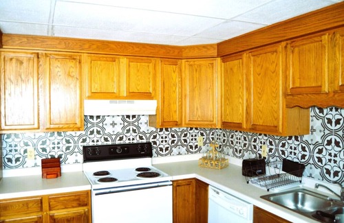 Grand Forks Apartment | Cozy Two-Bedroom Apartment with Breakfast & Child-Friendly Amenities
