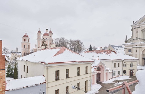 Old Town Apartment | Stylish Design Apartment in Boutique Building ROOMA