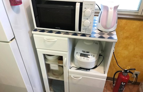 Fujisawa House | Discover a Cozy Retreat on Enoshima Island with Breakfast