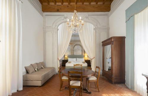 Bagnolo-Cantagallo Apartment | A Divine Vista - Frescoed Chianti Villa with Pool