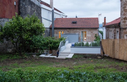 A Ribeira do Freixo House | Guest Rated: A Doca en o Freixo with Ocean Views