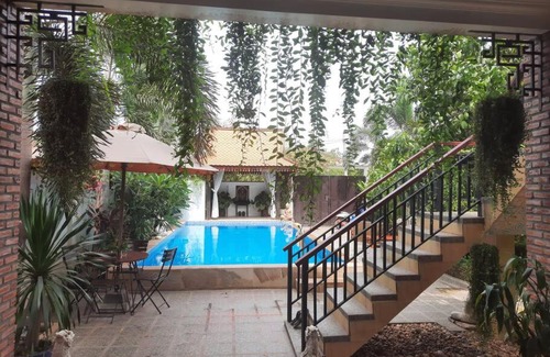 Saint Kitts and Nevis House | Serene Open-Air Villa with Refreshing New Pool Retreat