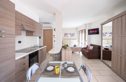 Villaggi Apartment | Unwind at Lago Maggiore: Guest Rated 10/10 with Scenic Views