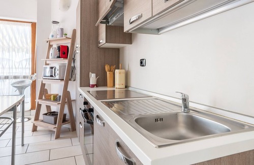 Villaggi Apartment | Unwind at Lago Maggiore: Guest Rated 10/10 with Scenic Views