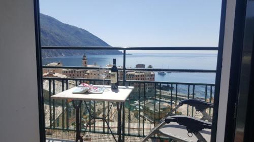 Camogli Apartment | Idyllic Balcony Retreat with Ocean Views - 4 Star Stay