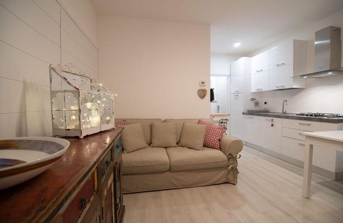 Jesolo Pineta Apartment | Steps from the Beach: Pet-Friendly Retreat in Jesolo