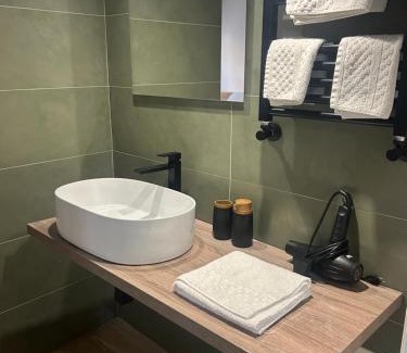 Caltagirone House | Discover A Due Passi Dalla Scalinata Rooms with Hot Tub Access