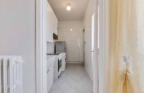 Gravina in Puglia Apartment | Convenient Getaway Near the Bridge - Pet Friendly Apartment