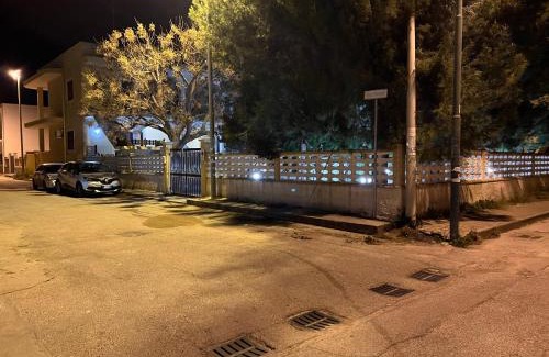 San Pietro in Bevagna Villa | Steps from the Sea: Family-Friendly Retreat with 10/10 Rating