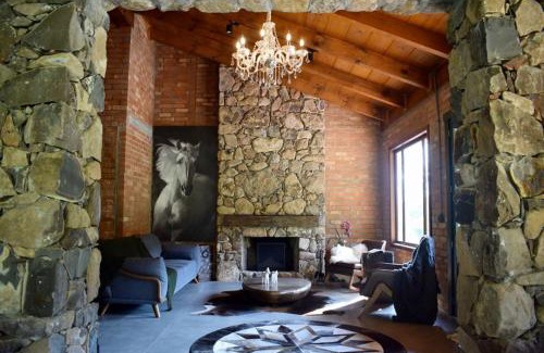 Flores da Cunha House | Discover A Estalagem: 4-Star Poolside Retreat with Top Ratings