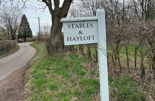 Rendham House | Family and Pet-Friendly Retreat: The Hayloft Awaits You